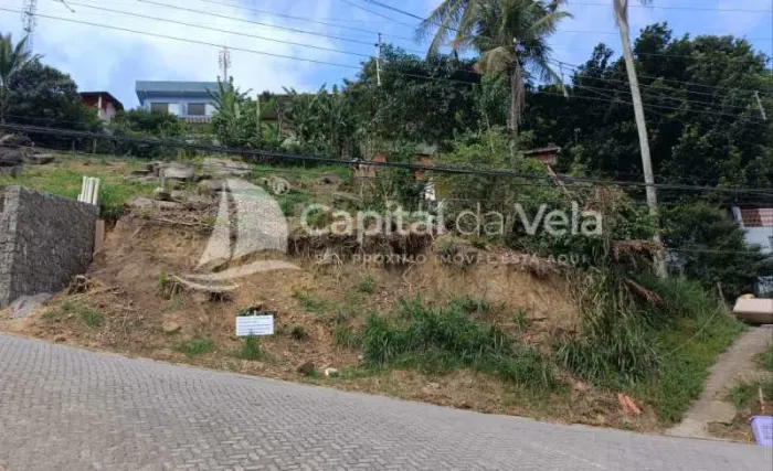 TERRENO COM ESCRITURA DEFINITIVA E PROJETO APROVADO
