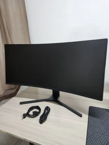 Defeito / Para Conserto - Monitor Xiaomi 34 Ultrawide Curvo Gamer