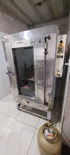 Aluga-se Cozinha Industrial Completa + Energia Solar - R$ 6.000