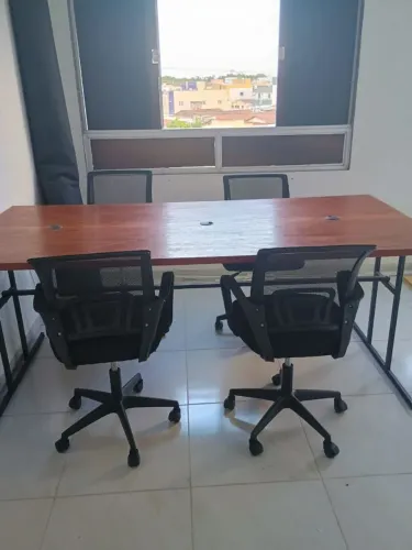 Mesa para escritório.