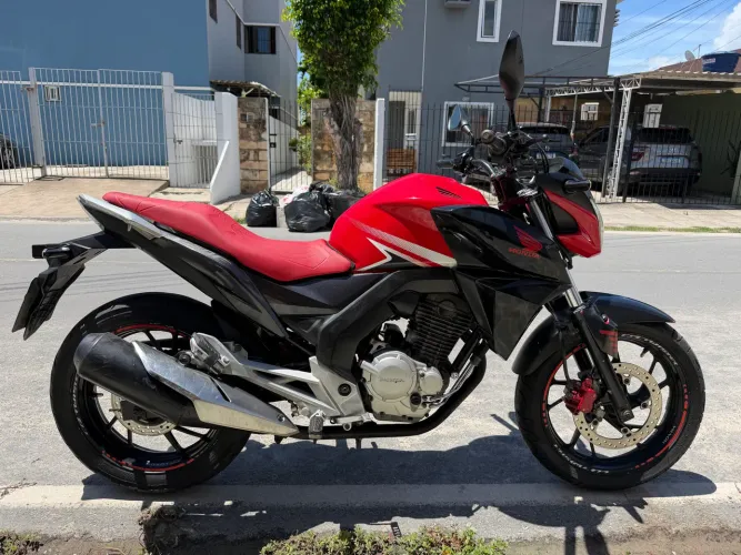 Honda CB Twister 250F - 2018