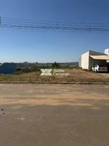 Terreno à venda com 183,99m² no Jardim Nova Rio Claro - Rio Claro/SP