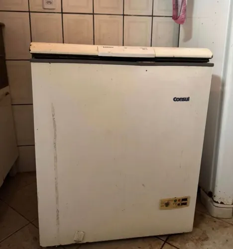 Freezer gelando muito 