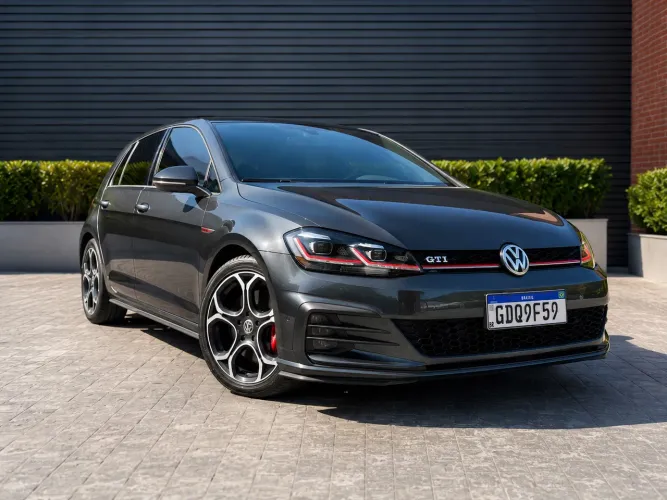 Volkswagen Golf GTI 2.0 TSI 220cv Aut. 2017