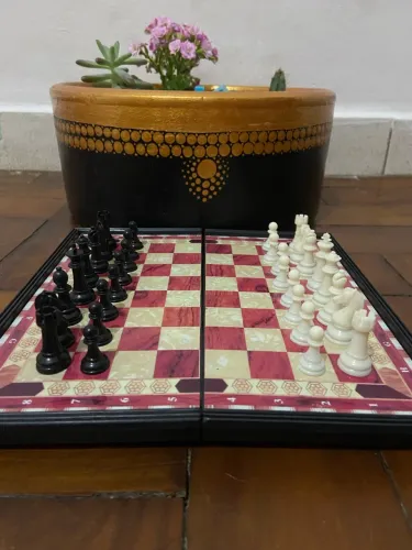 Tabuleiro de xadrez magnético