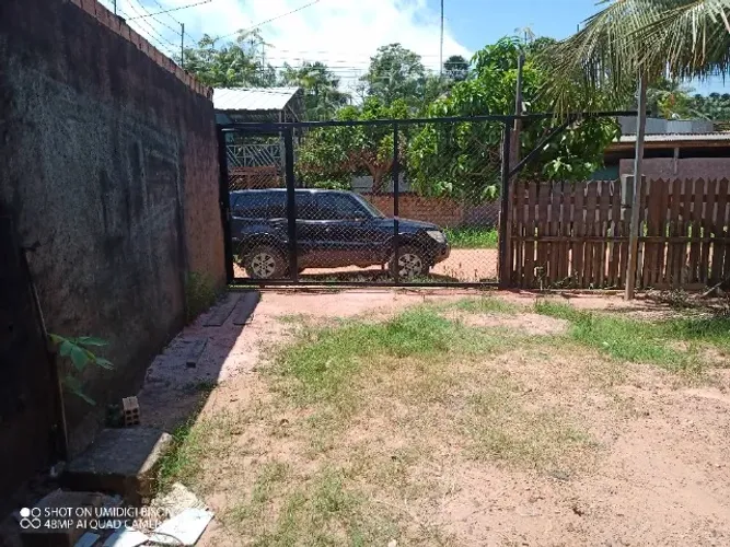 TERRENO COM CASA 305,40m2