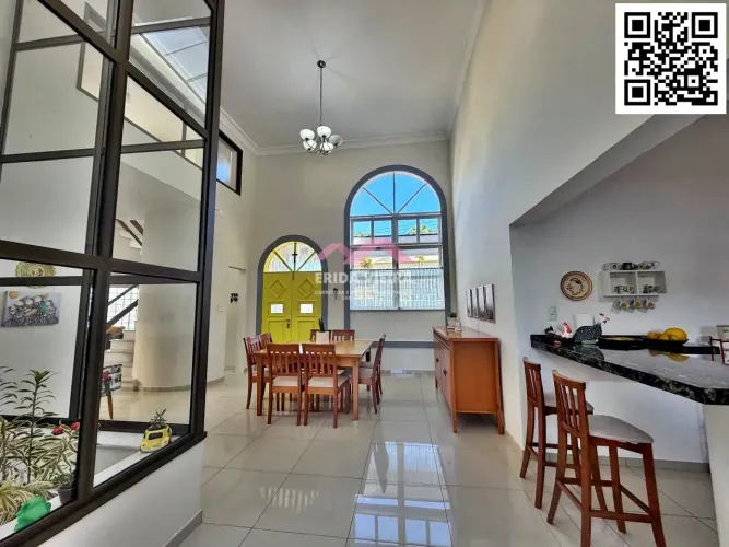 Casa no Condomínio Real Ville em Pindamonhangaba-SP