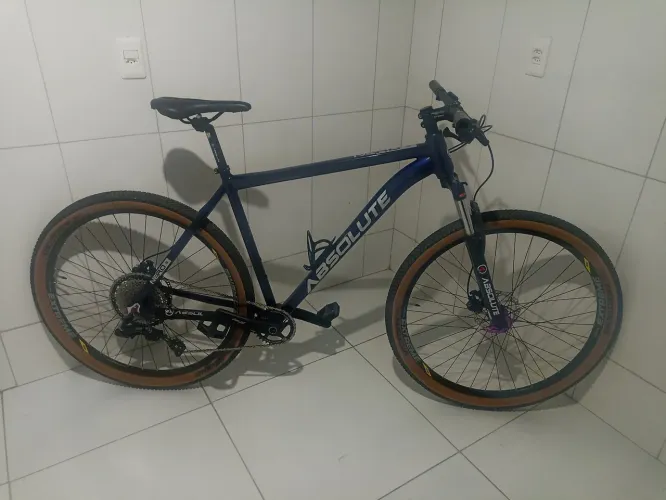 Vende-se bike para pessoas exigentes, com nota fiscal zerada