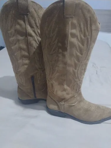 Bota country