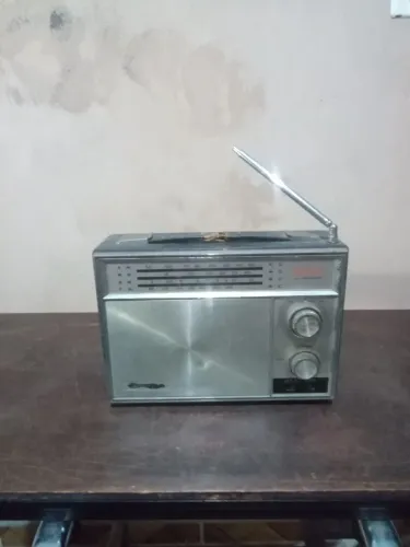 RADIO MARCA CANDLE..FAVOR LER DESCRIÇÃO