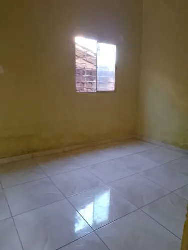 Aluga-se kitnet pra casal