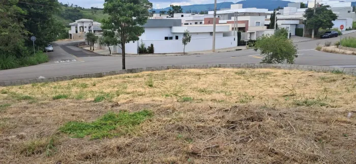 Ótimo Terreno em São João da boa vista 260 m, ótimo bairro,Recanto da serra R$185 MIL