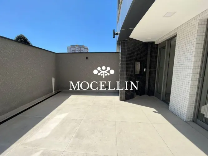 Apartamento Garden à Venda com 2 Quartos, 61 m² Centro, Curitiba /Mocellin Imóveis
