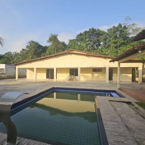 VENDO CASA COM 5 SUITES EM MOSQUEIRO