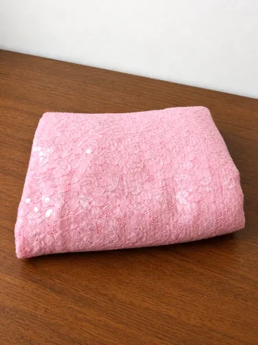 Tecido Renda Floral Rosa com Paetês