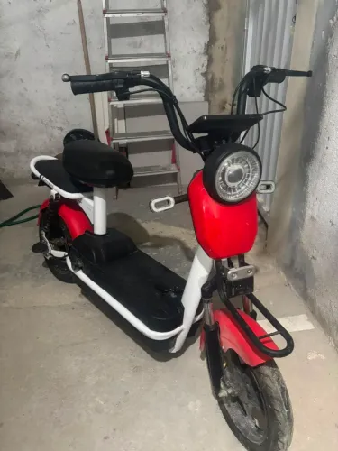 SCOOTER ELÉTRICA 350W