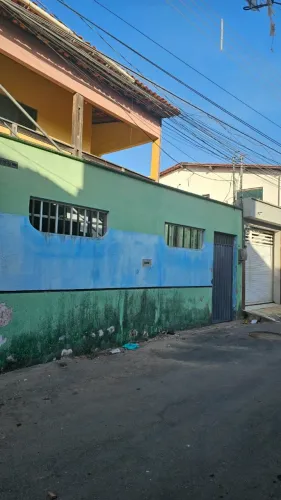 Casa/sobrado proximo à Curva do noventa com 02 quartos