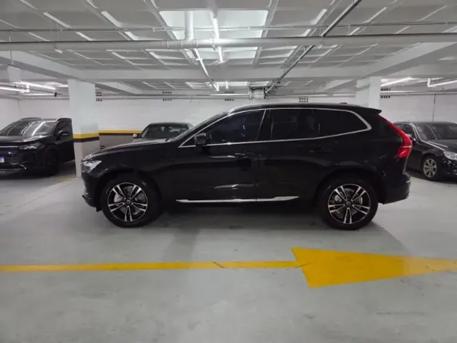 Volvo XC-60 XC 60 T-8 Híbrido Momentum 2.0 5P 2021