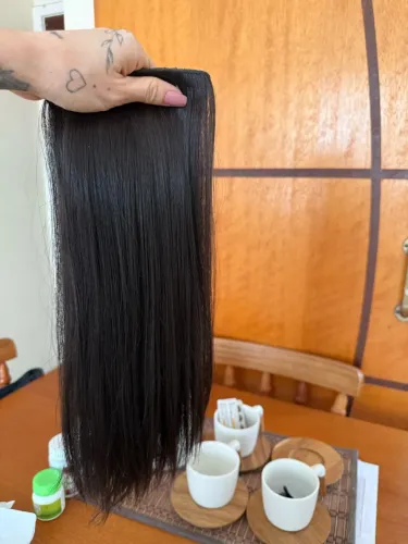 Cabelo brasileiro liso