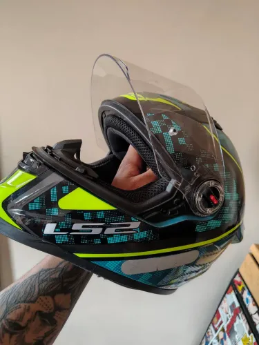 Capacete LS2