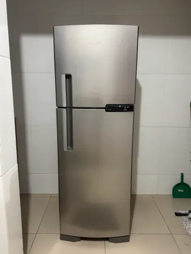 Geladeira Brastemp frost free duplex 375 litros