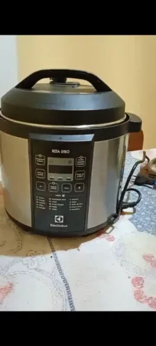 Panela de pressão elétrica Electrolux