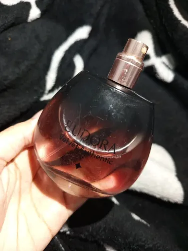 Perfume Eudora Velvet authentic 100ml. Obs: está sem tampa.