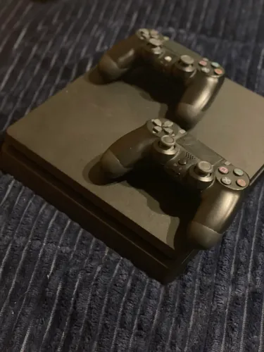 Ps4 slim