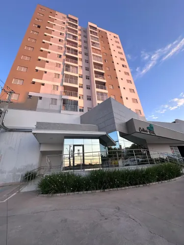 Alugo apartamento Colina Park despraiado