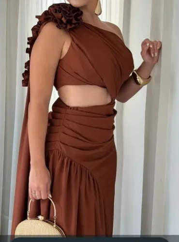 Vendo vestido novo