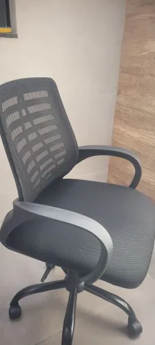 Cadeira de escritório regulável