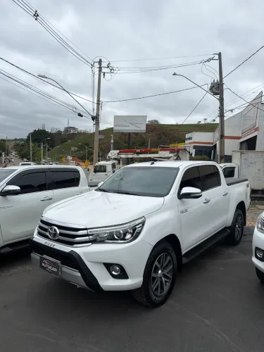 Toyota Hilux CD SRX 4X4 2.8 TDI 16V Diesel Aut. 2017