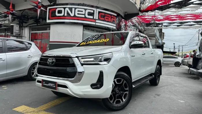 Toyota Hilux CD SRX 4X4 2.8 TDI 16V Diesel Aut. 2023
