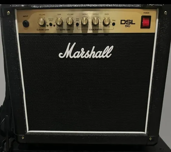 Amplificador Marshall DSL-5C