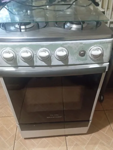 Vendo fogão usado funcionando perfeitamente