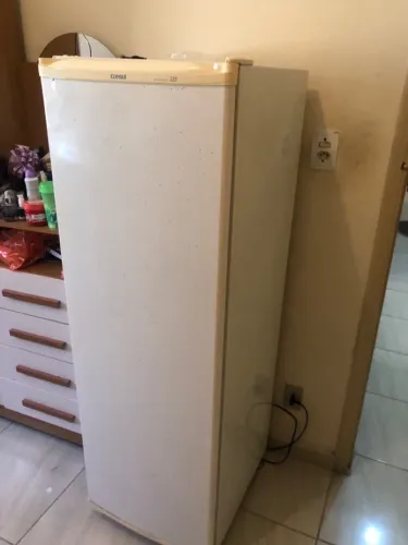 Geladeira Consil 240