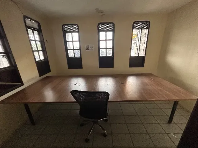 Linda mesa para reunião