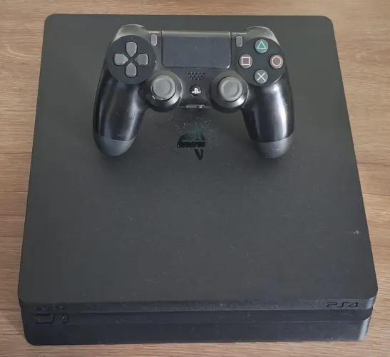Vendo Playstation 4 Desbloqueado Gold Hen loja 871 jogos  só de ps4