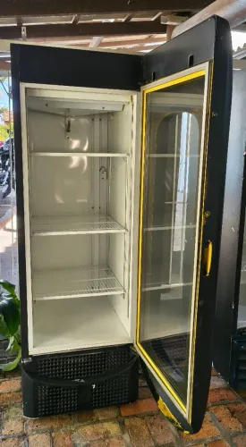 Cervejeira. Entrego/ Aceito cartão!!