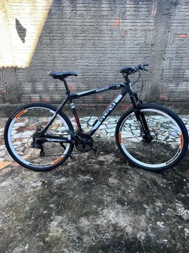 Bicicleta De Marcha Perfeita Só Pega E Usa Bicicleta Boa