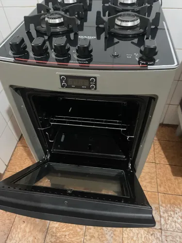 Vende se Fogão 4 Bocas à Gás Dako