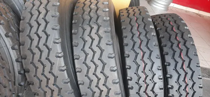 Pneu 275/80R22.5