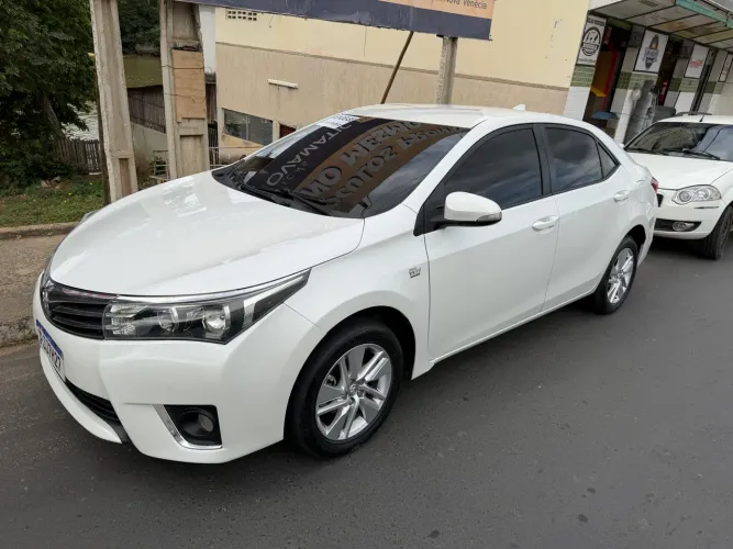 Toyota Corolla GLI 1.8 Flex 16V Aut. 2016