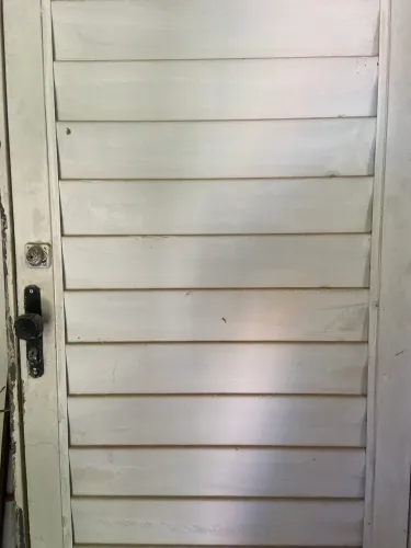 Porta de ferro usada