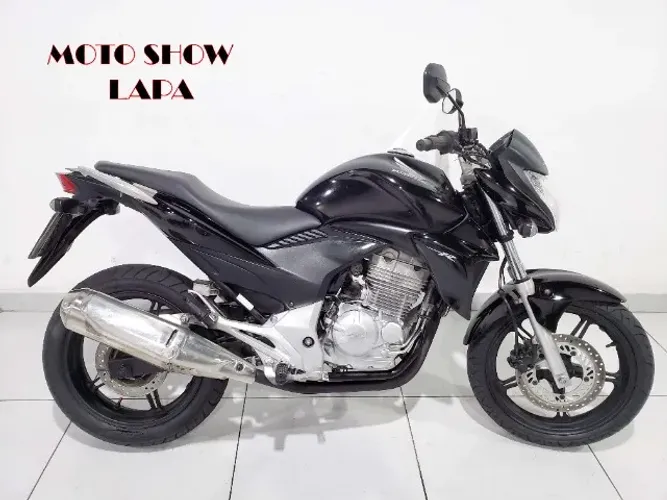 HONDA CB 300R 2014 PRETA
