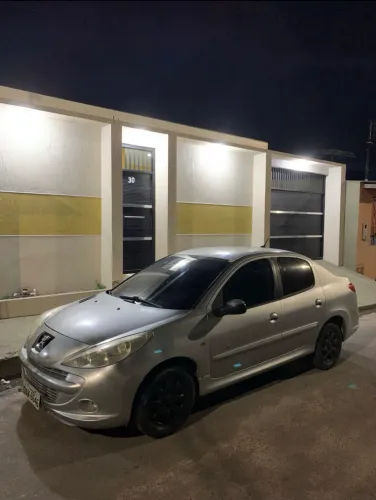 Peugeot 207 Sed. Passion XR Sport 1.4 Flex 8V 4P 2012