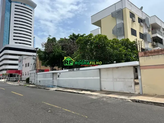 More no coração do Jockey Club: 157m², varanda ampla, suíte e 2 vagas no Boulevard Jockey