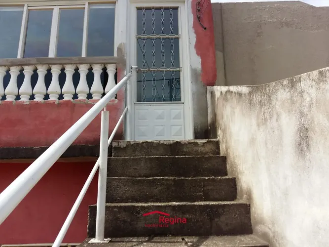 SOBRADO PARA VENDER COM 02 QUARTOS EM CAÇAPAVA