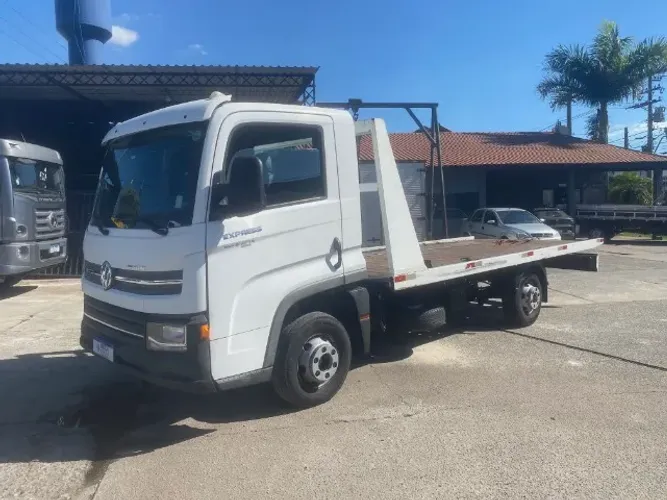 VW Delivery express Guincho Plataforma 4,2m