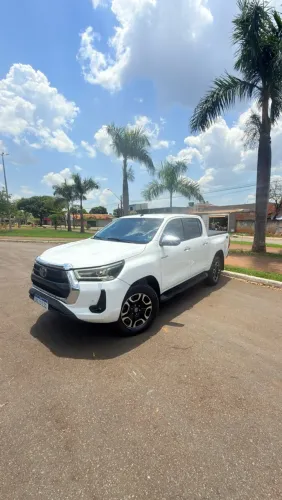 Toyota Hilux CD SRV 4X4 2.8 TDI Diesel Aut. 2024